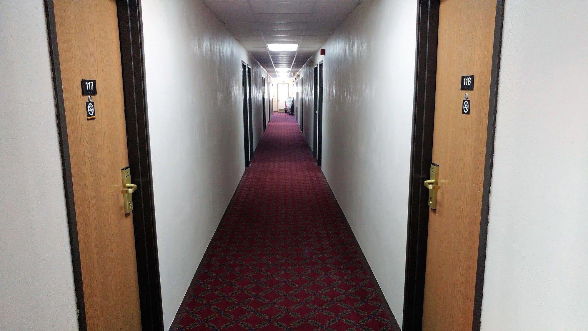 Red Carpet Inn - Windom Eksteriør billede